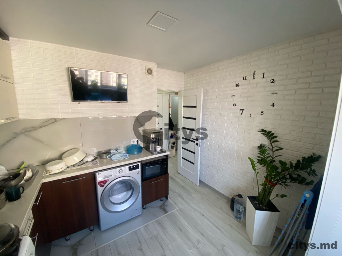 2-х комнатная квартира, 50м², Botanica,Cuza Vodă photo 5