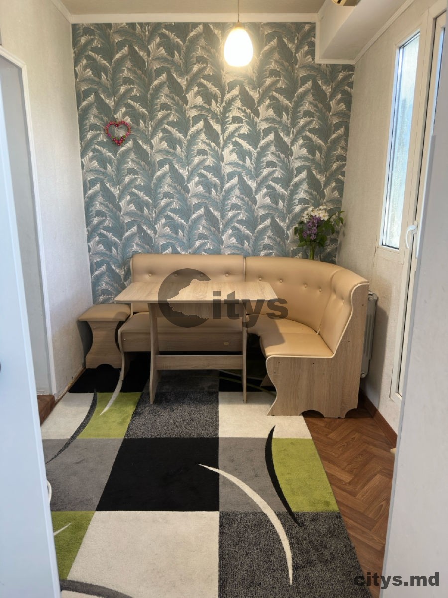 Apartament cu 4 camere, 100m², Botanica,Nicolae Titulescu photo 3