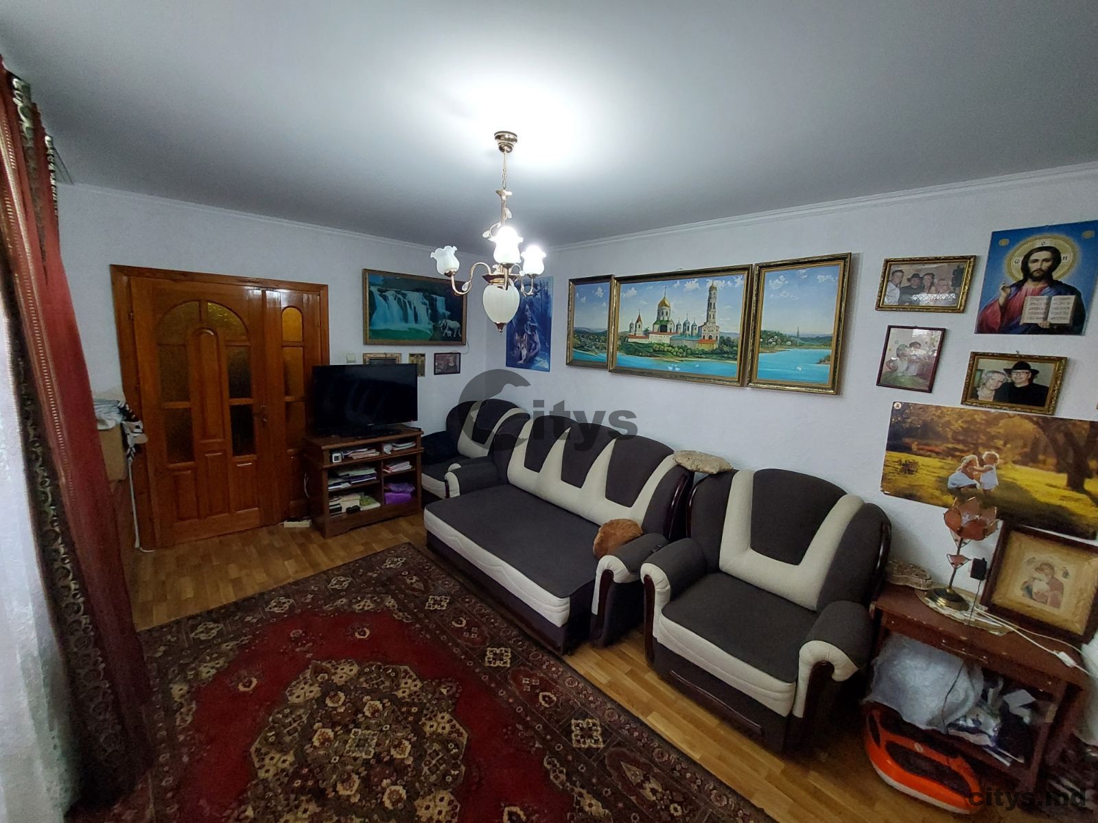Apartament cu 3 camere, 75m², Ismail photo 0