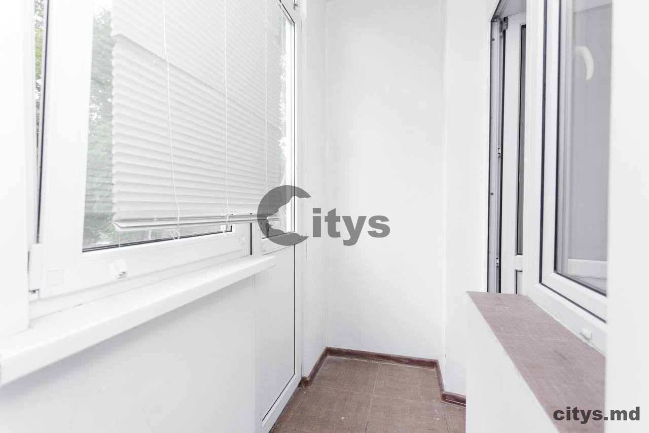 Apartament cu 2 camere, 50m², Bd.Dacia photo 3