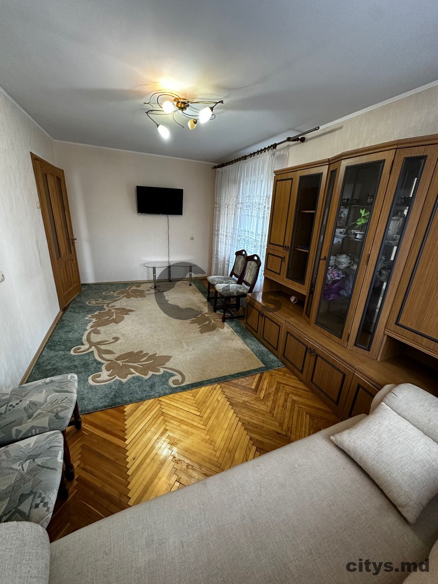Chirie-3-х комнатная квартира, 65м², str. Ginta Latină photo 1