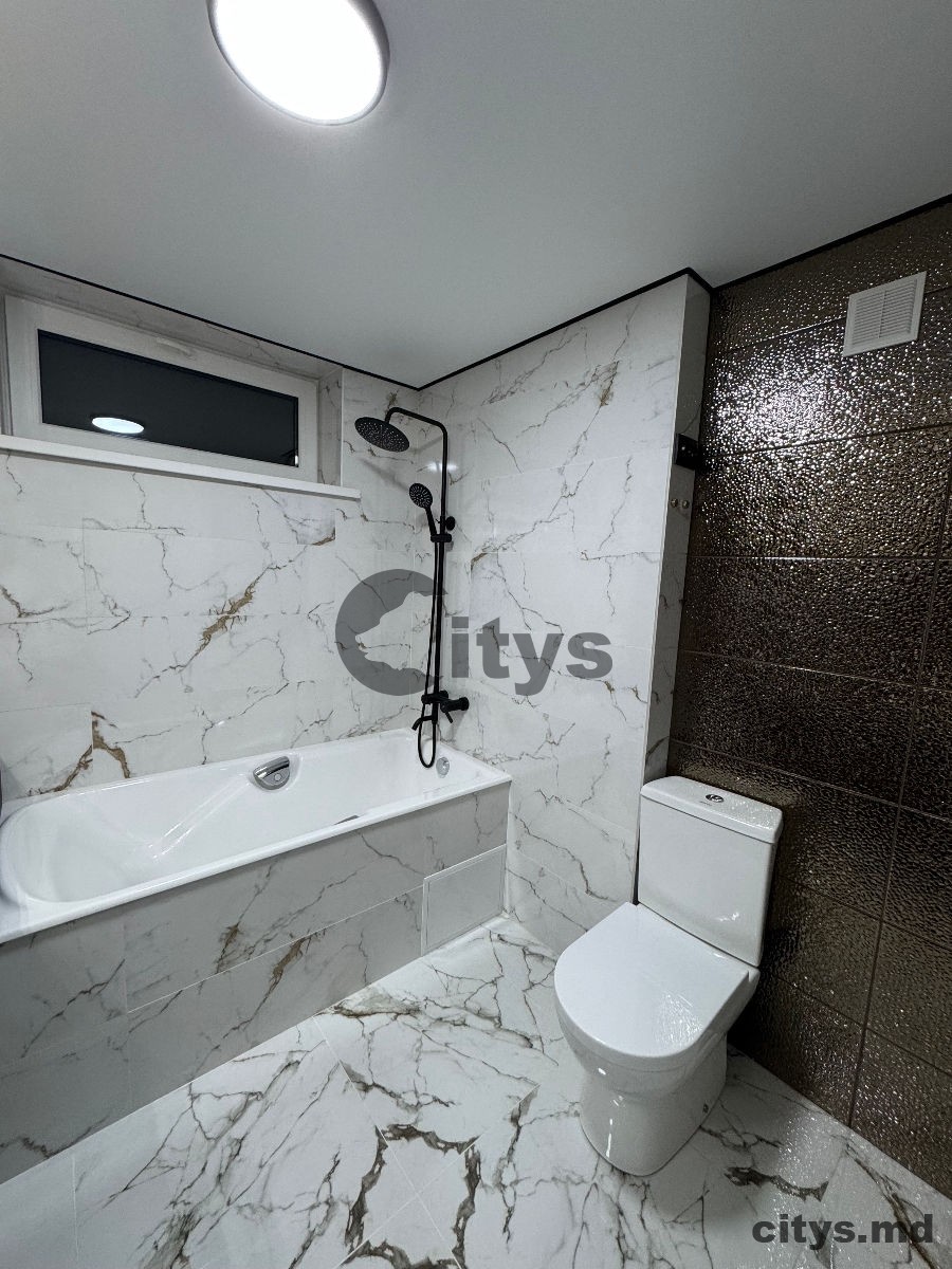 Apartament cu 2 camere, 45m², Яловены, Центр, str. Petru Ştefănucă photo 8