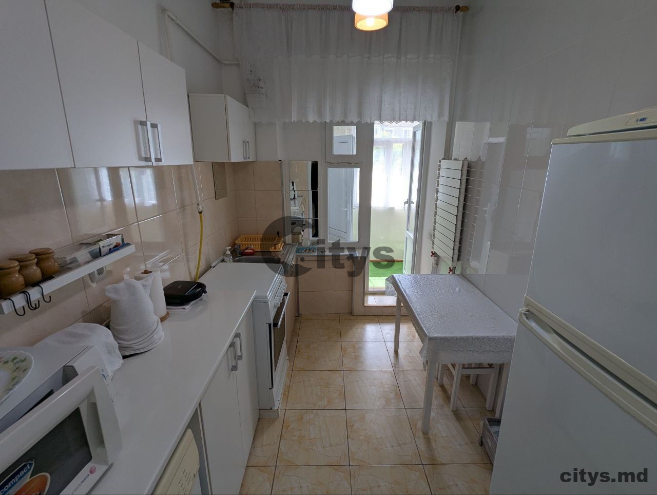 Apartament cu 2 camere, 36m², Botanica, Cetatea Albă photo 4