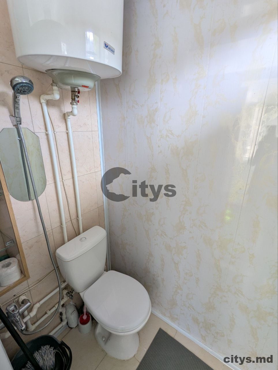 Apartament cu 2 camere, 36m², Botanica, Cetatea Albă photo 2