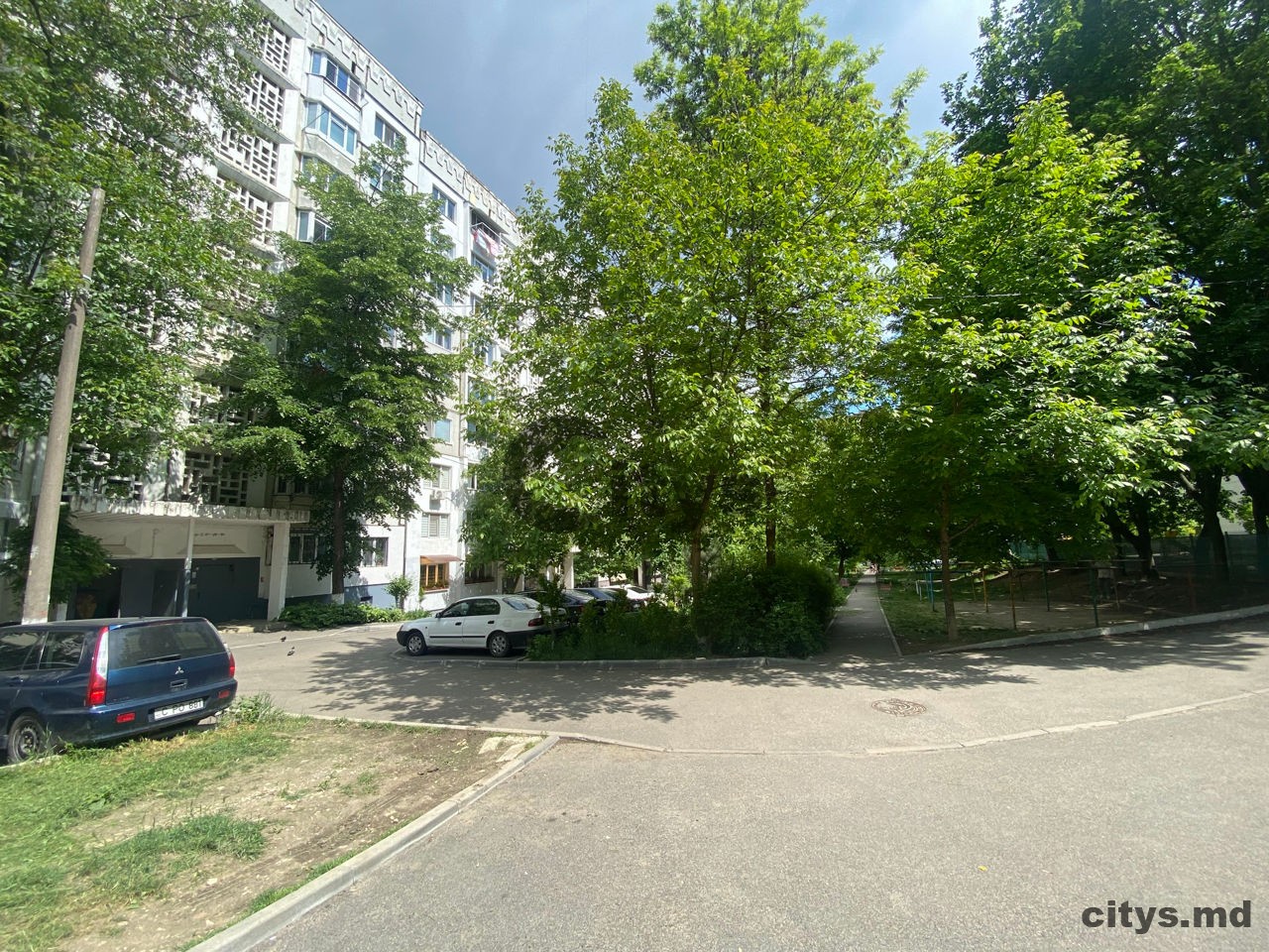 Apartament cu 4 camere, 92m², Buiucani, Nicolae Costin photo 8
