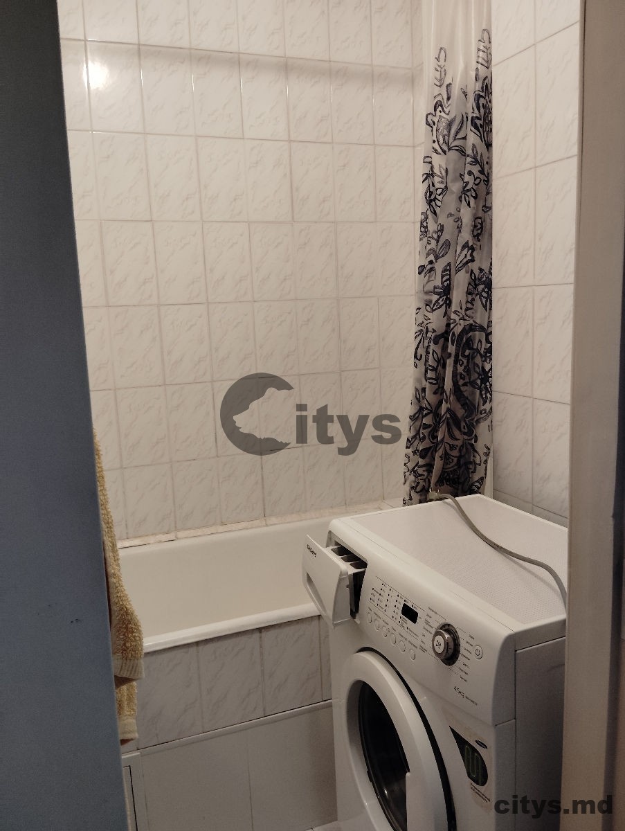 Apartament cu 2 camere, 56m², Botanica, Cuza Vodă photo 3