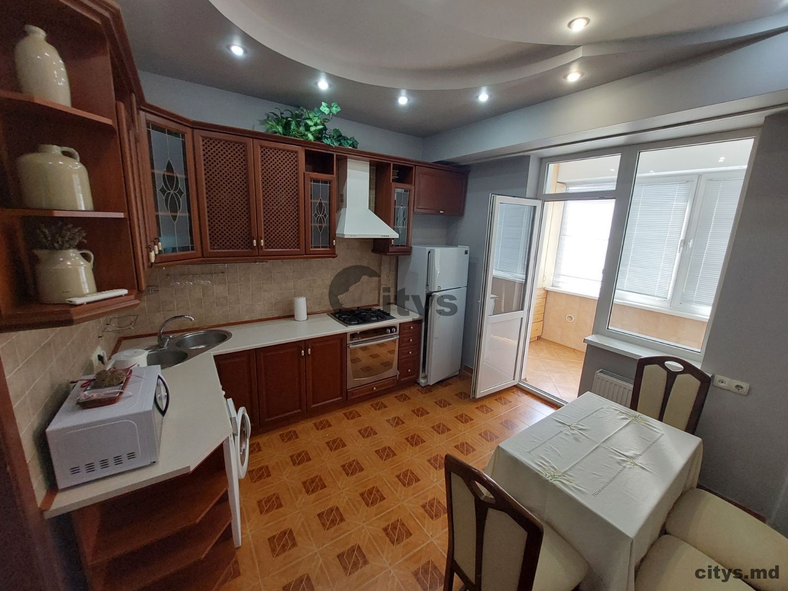 Apartament cu 1 cameră, 68m², Decebal photo 6