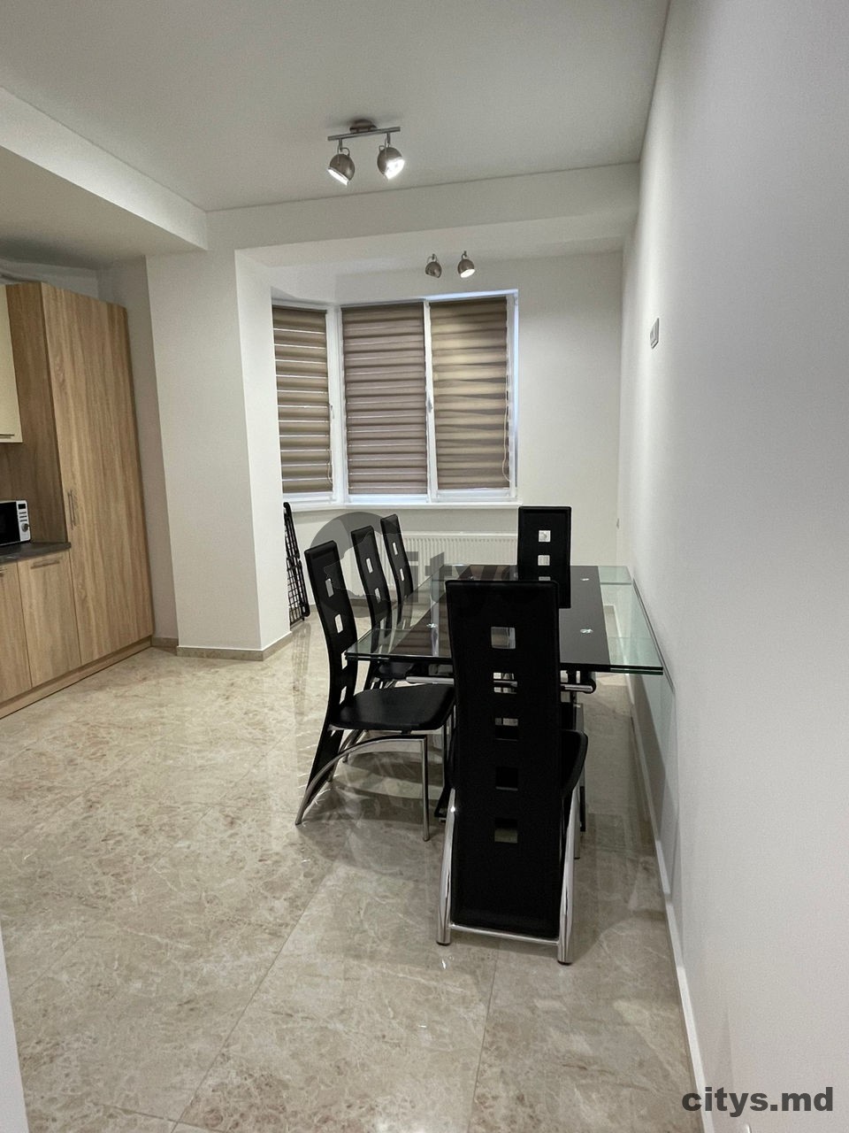 Apartament cu 1 cameră, 40m², Centru.str. Alexandru Cosmescu photo 4