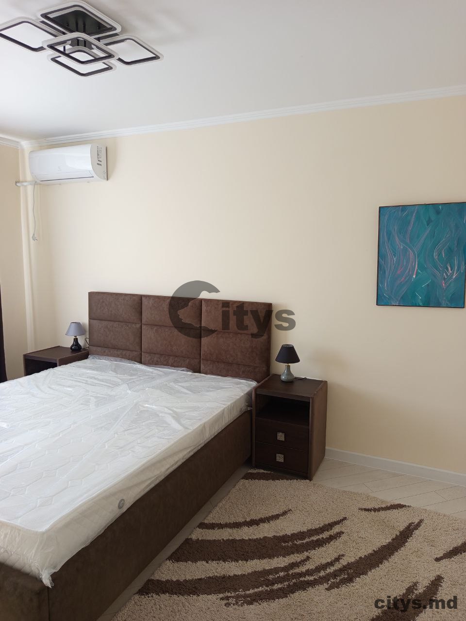 Apartament cu 3 camere, 70m², Sarmizegetusa photo 0