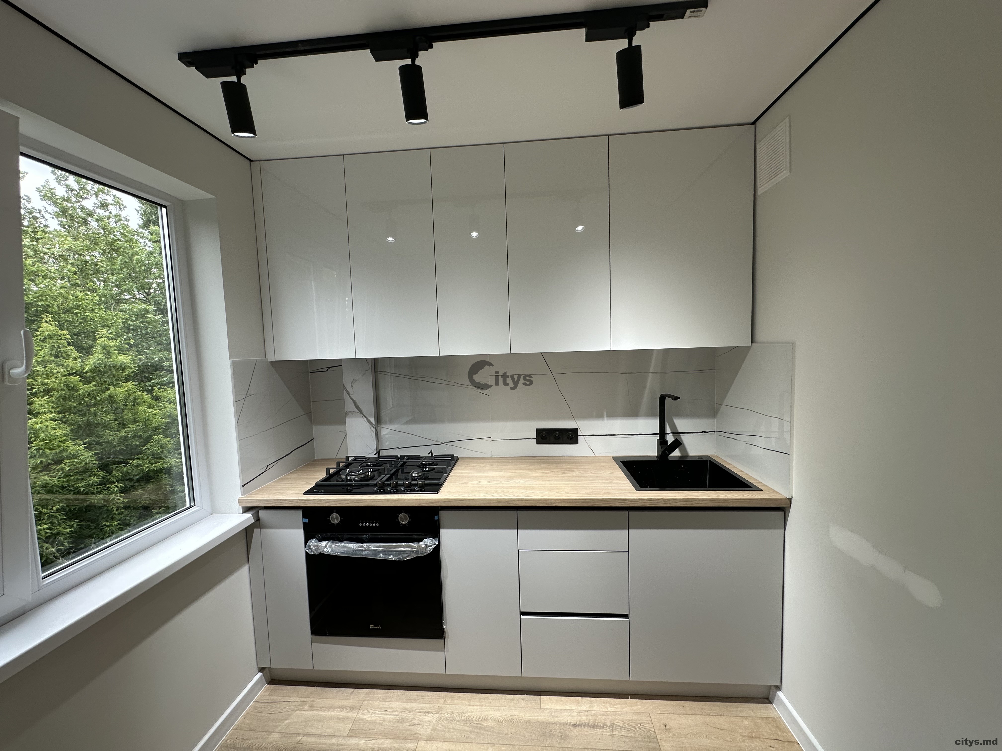 Apartament cu 2 camere, 47m², Христо Ботев photo 0