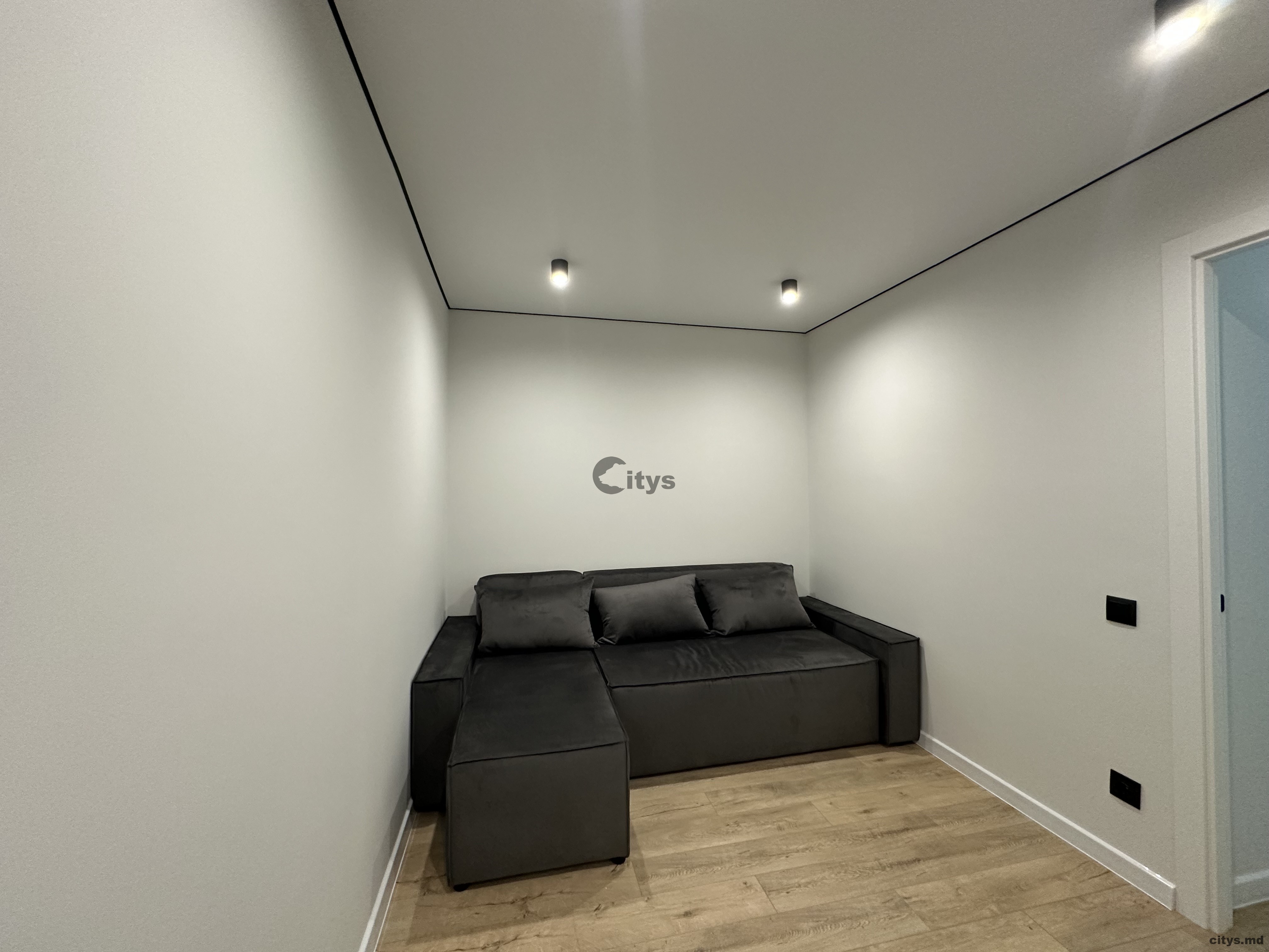 Apartament cu 2 camere, 47m², Христо Ботев photo 9