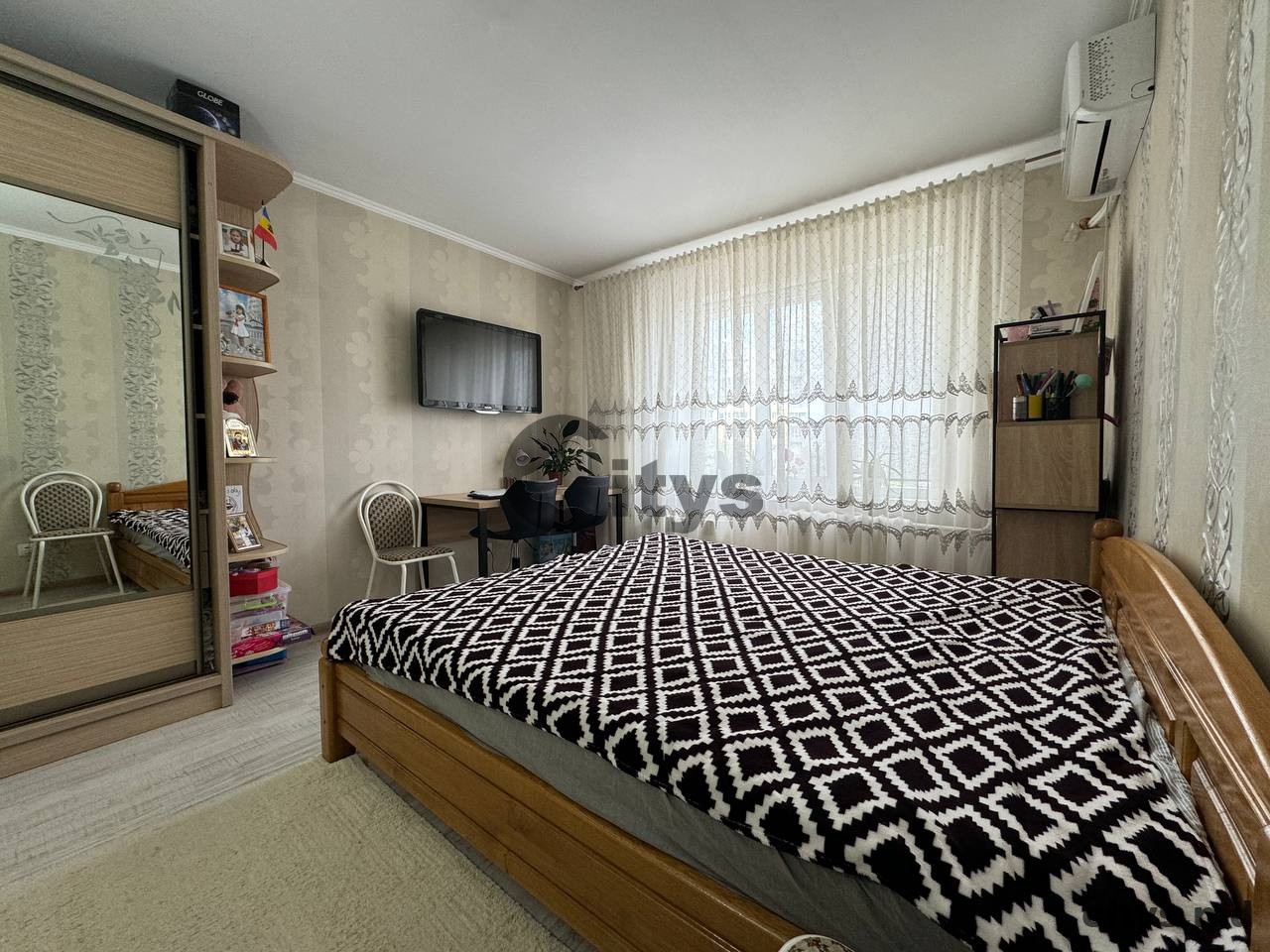 2-х комнатная квартира, 56м², Л. Деляну photo 2