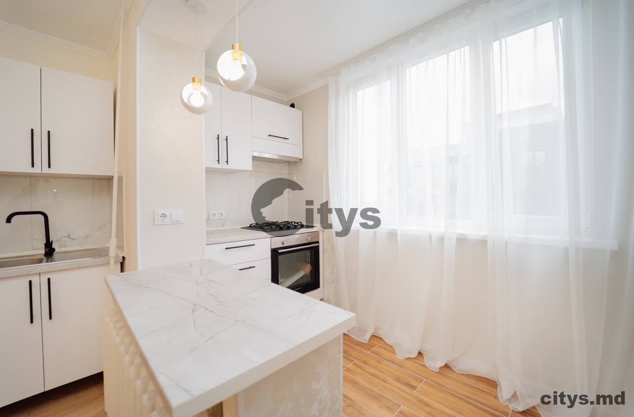 Apartament cu 2 camere, 58m²,Telecentru. Яловенская photo 0