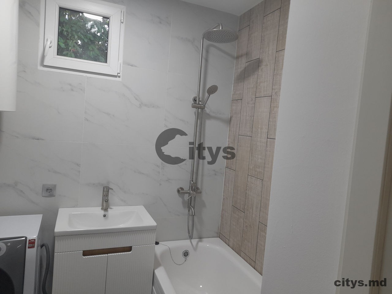 Apartament cu 2 camere, 45m², Буюканы/В.Лупу 47 J photo 4