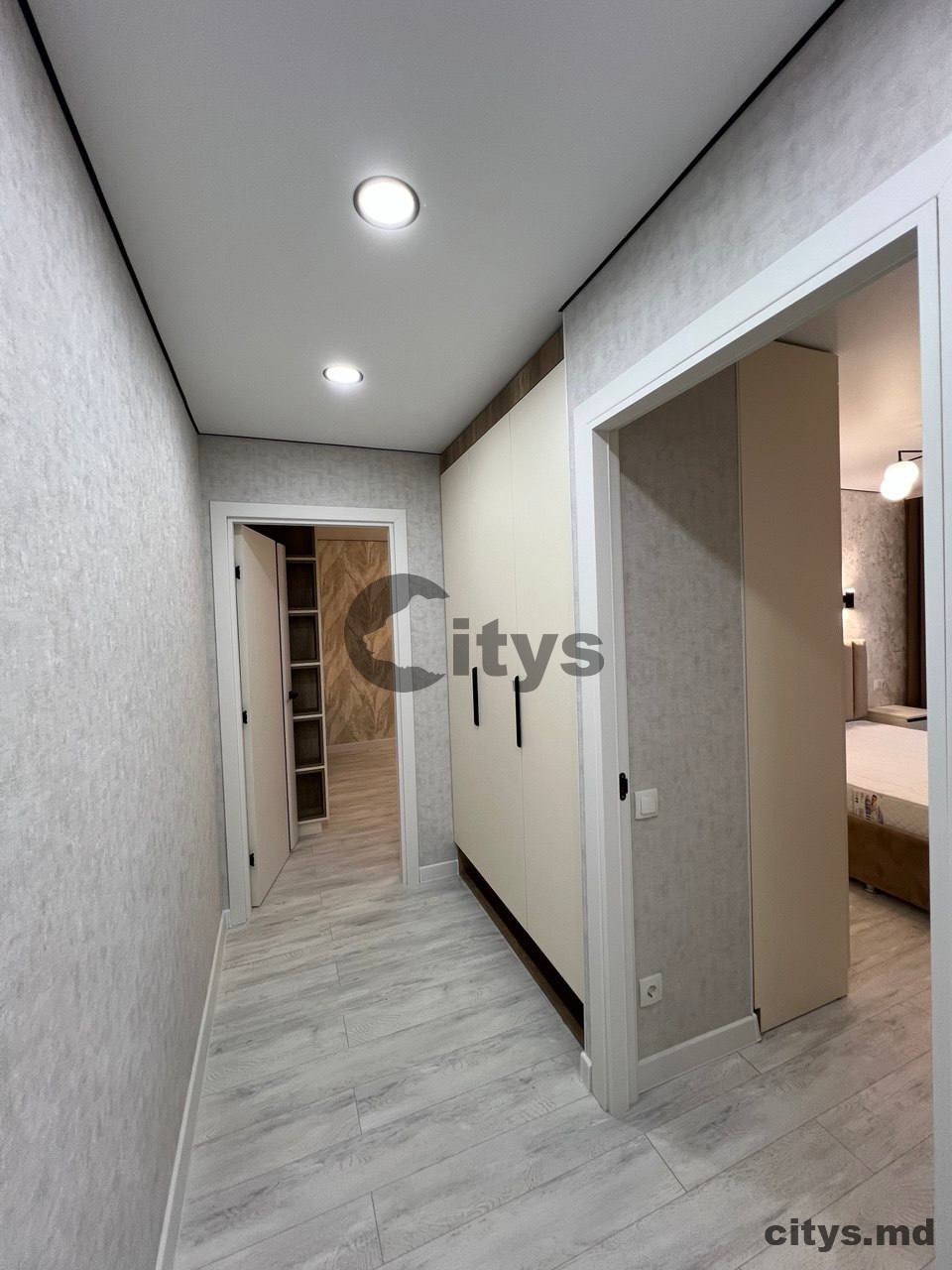 Apartament cu 2 camere, 47m², str. Hristobotev 5/1 photo 2