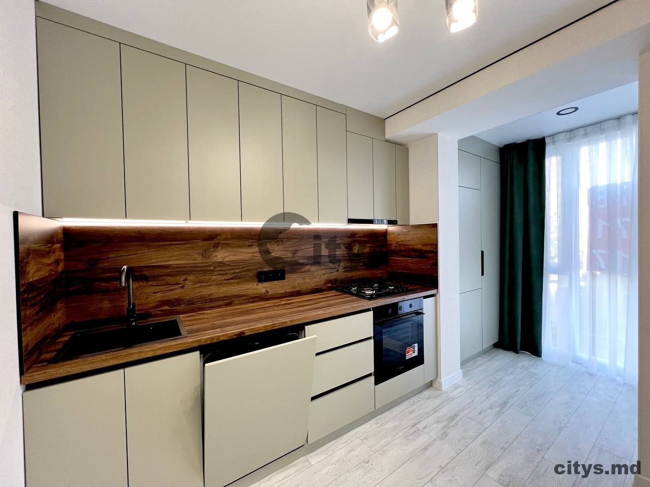 Apartament cu 2 camere, 59m², Bd.Moskova photo 0