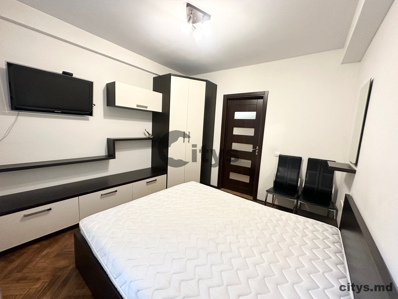 2-х комнатная квартира, 50м², Miron Costin 6660 photo 2