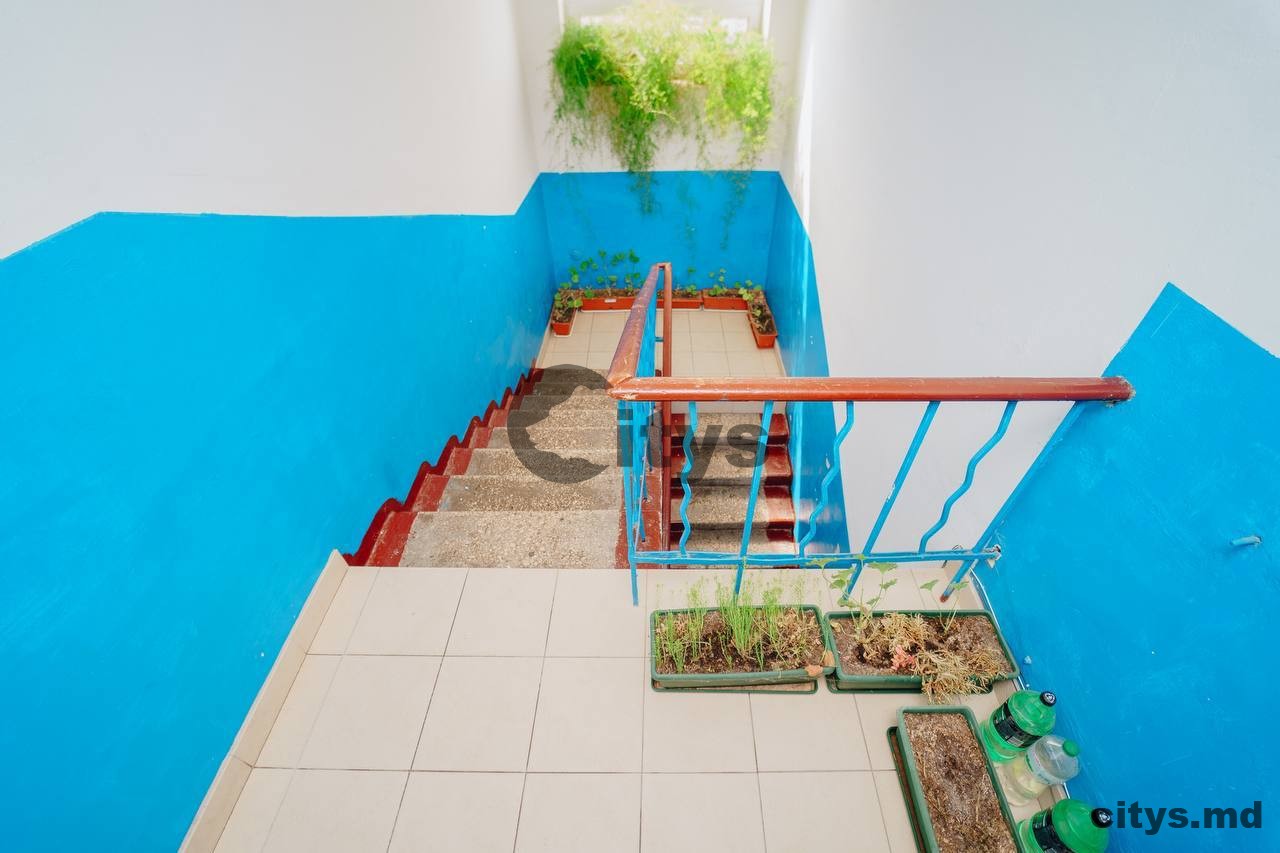 Apartament cu 2 camere, 69m², Calea Orheiului 83 photo 1