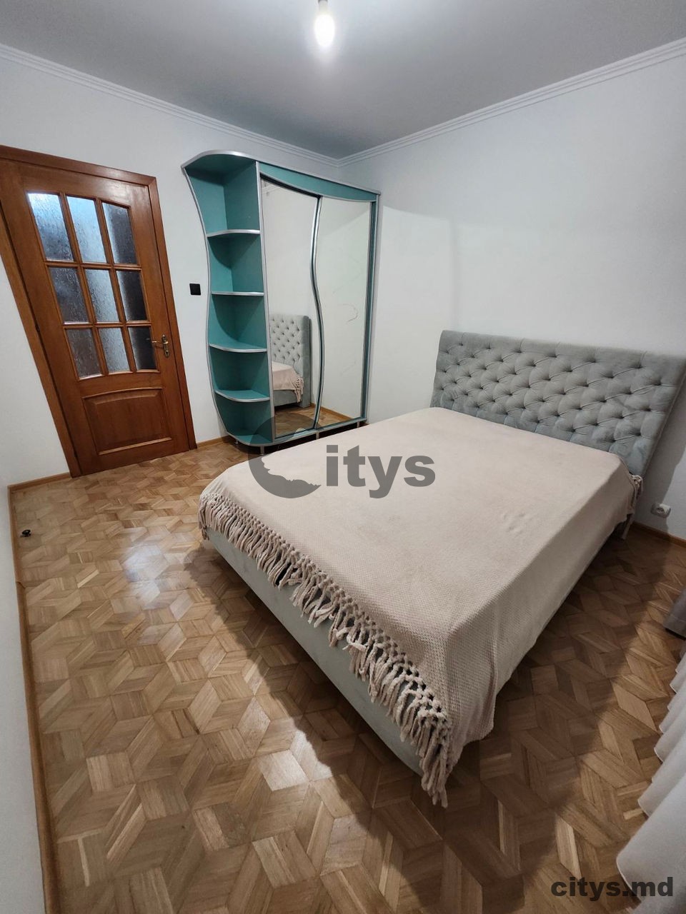 Apartament cu 3 camere, 72m², Mircea cel Bătrân photo 2