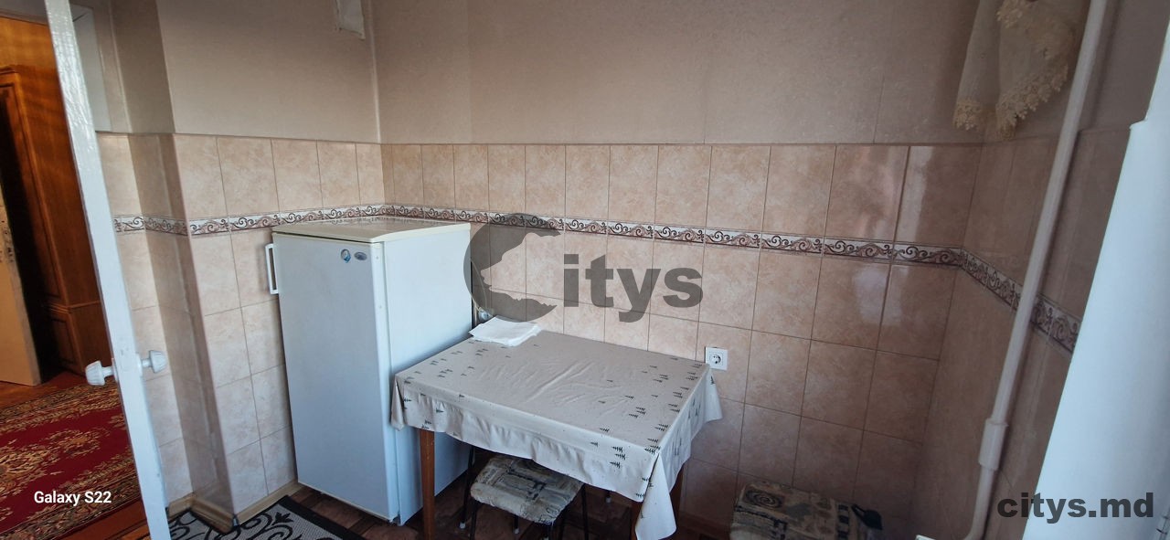 Apartament cu 2 camere, 54m², Str. Ismail photo 4