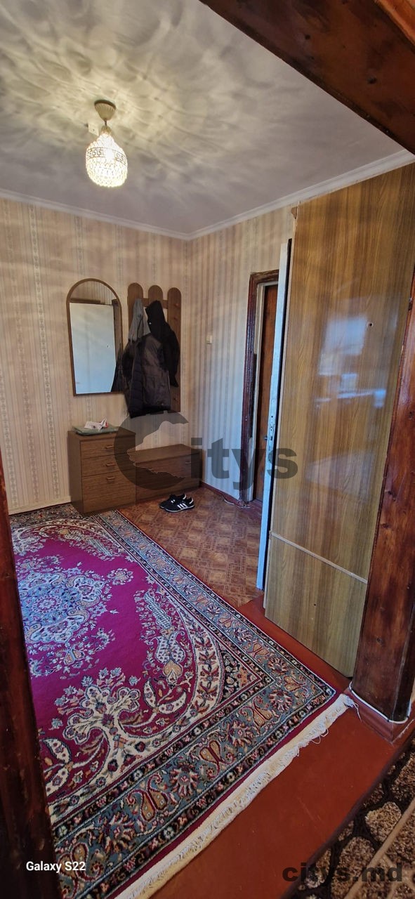 Apartament cu 2 camere, 54m², Str. Ismail photo 2