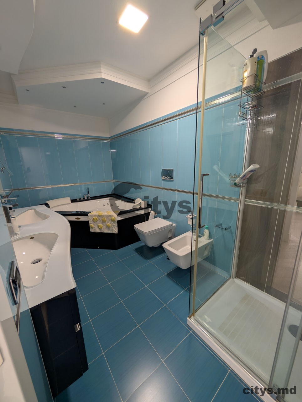 Chirie-Apartament cu 4 camere, 150m²,Centru. bd.Stefan cel Mare si Sfant photo 8 - citys.md Chirie-Apartament cu 4 camere, 150m²,Centru. bd.Stefan cel Mare si Sfant photo 7