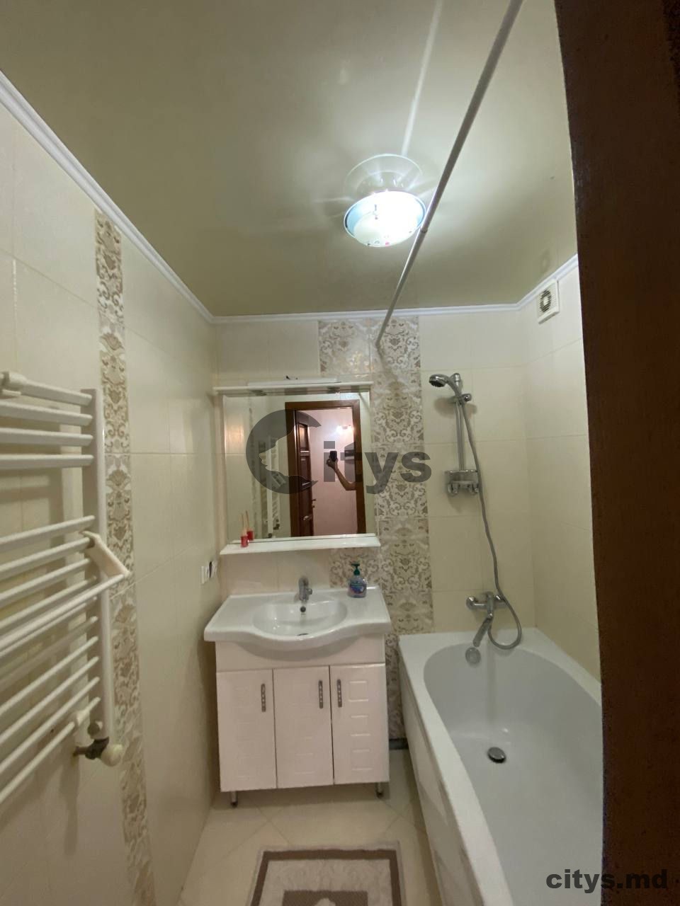 Chirie-Apartament cu 2 camere, 82m², Botanica,Grenoble photo 6 - citys.md Chirie-Apartament cu 2 camere, 82m², Botanica,Grenoble photo 5