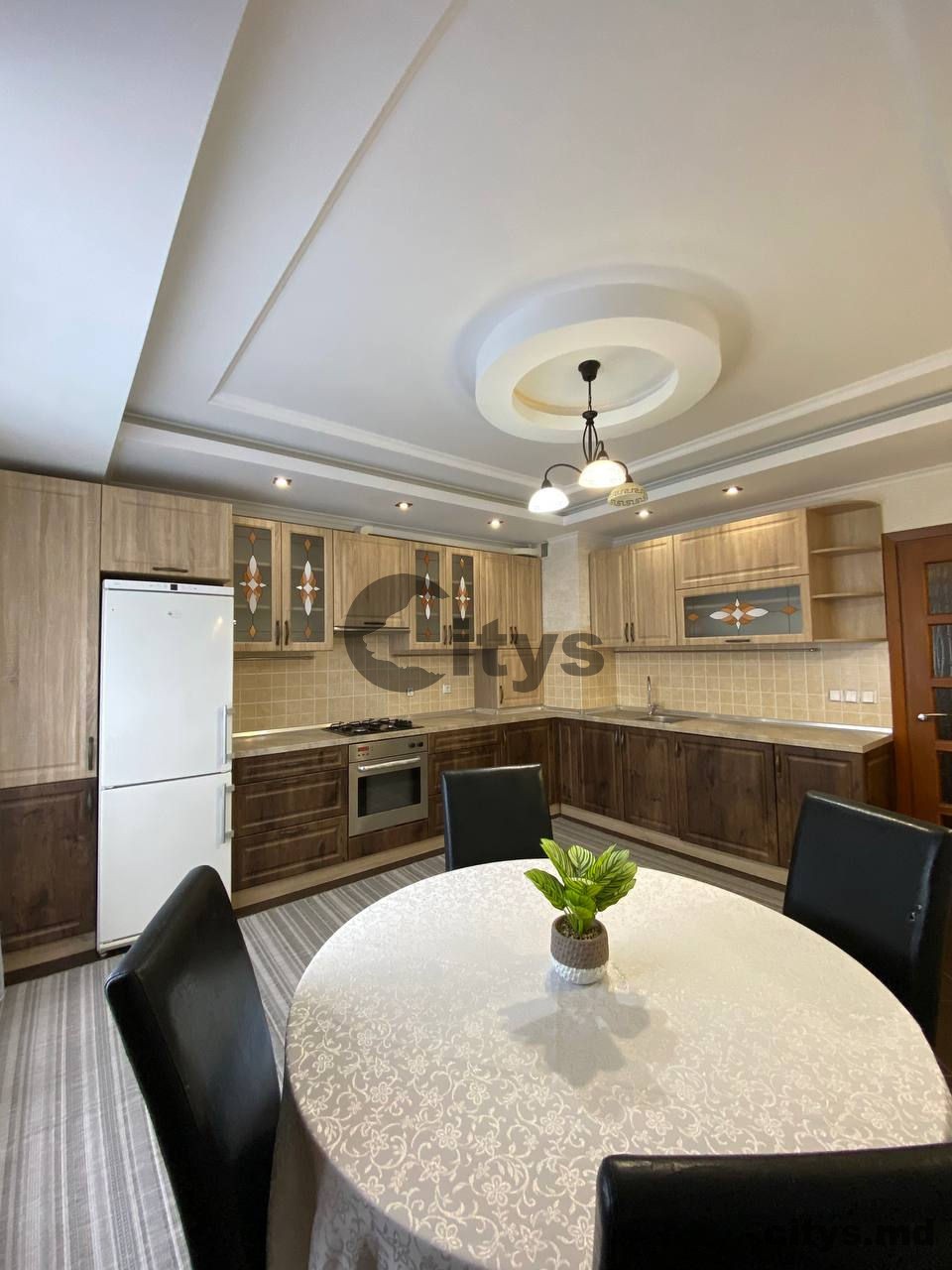 Chirie-Apartament cu 2 camere, 82m², Botanica,Grenoble photo 7 - citys.md Chirie-Apartament cu 2 camere, 82m², Botanica,Grenoble photo 6