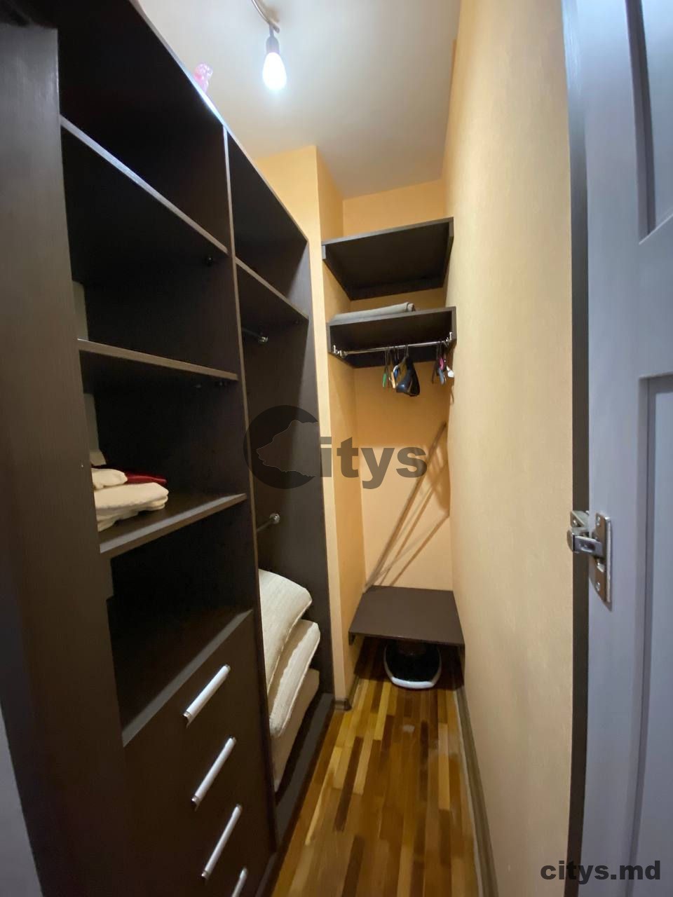 Chirie-Apartament cu 2 camere, 82m², Botanica,Grenoble photo 9 - citys.md Chirie-Apartament cu 2 camere, 82m², Botanica,Grenoble photo 8