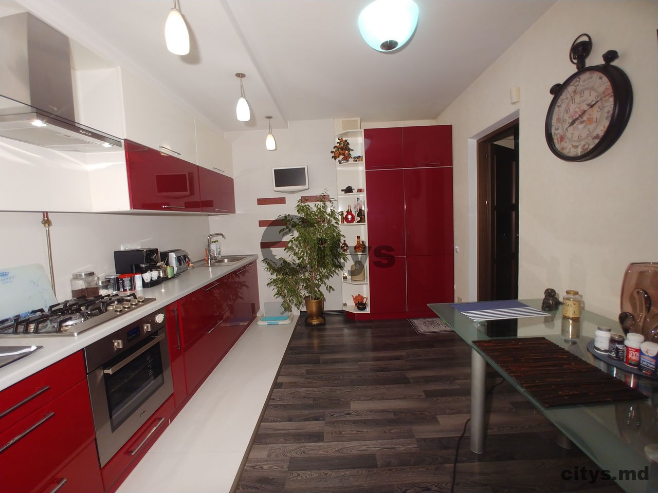 Chirie - Apartament cu 2 camere, 80m², Centru,Renașterii Naționale photo 2 - citys.md Chirie - Apartament cu 2 camere, 80m², Centru,Renașterii Naționale photo 1