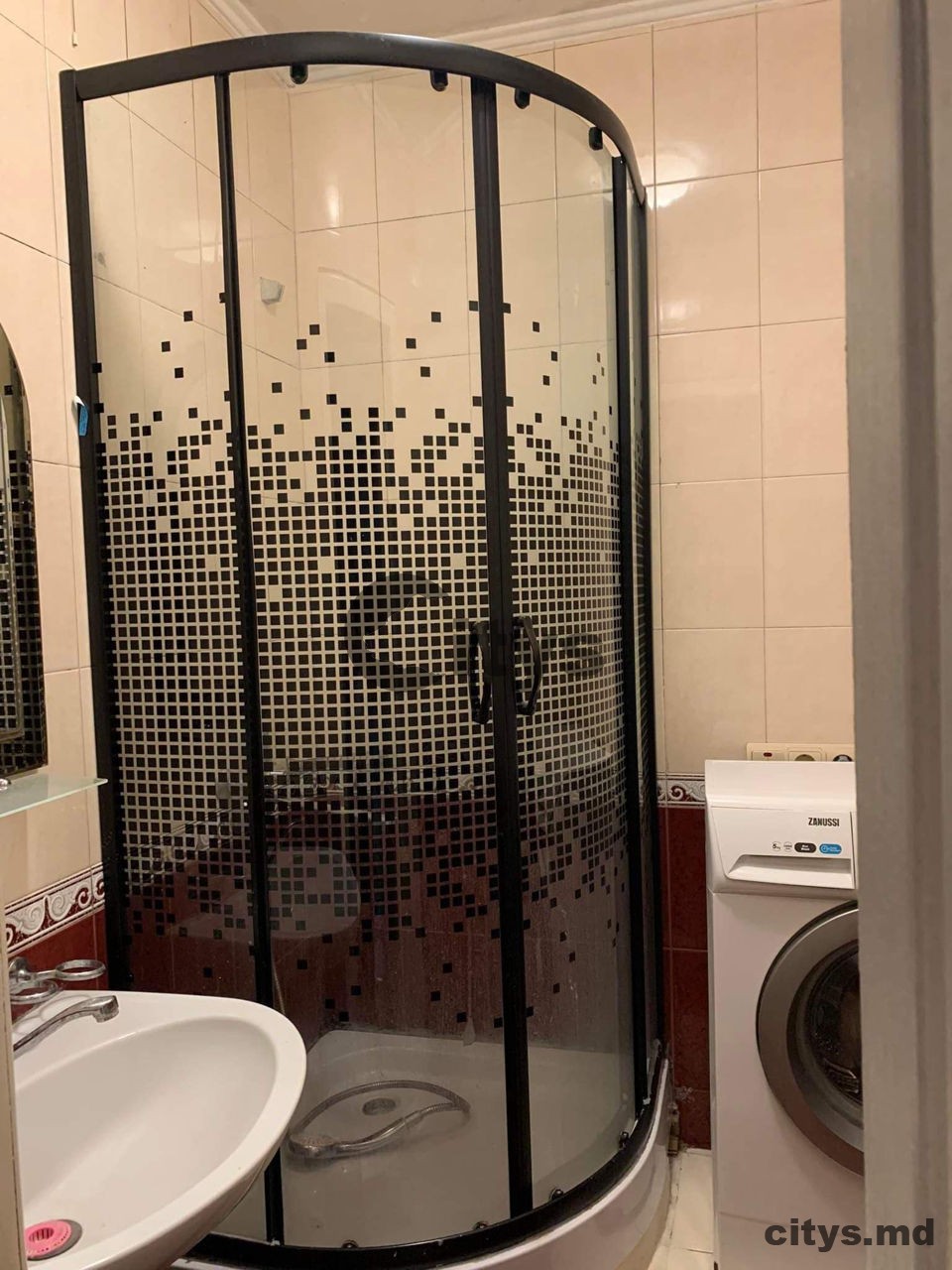 Apartament cu 2 camere, 56m², Botanica, Cuza Vodă photo 5