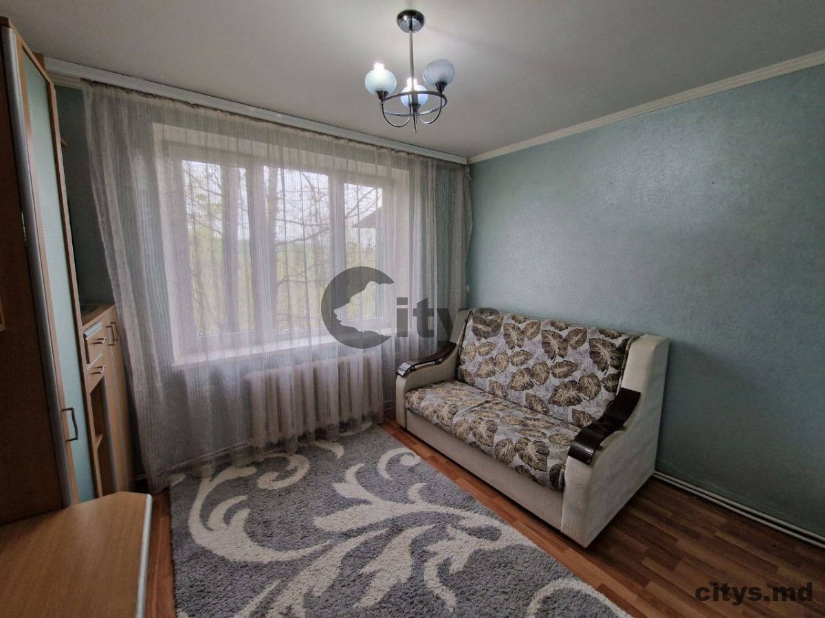 Apartament cu 2 camere, 47m², Botanica, şos. Munceşti photo 6