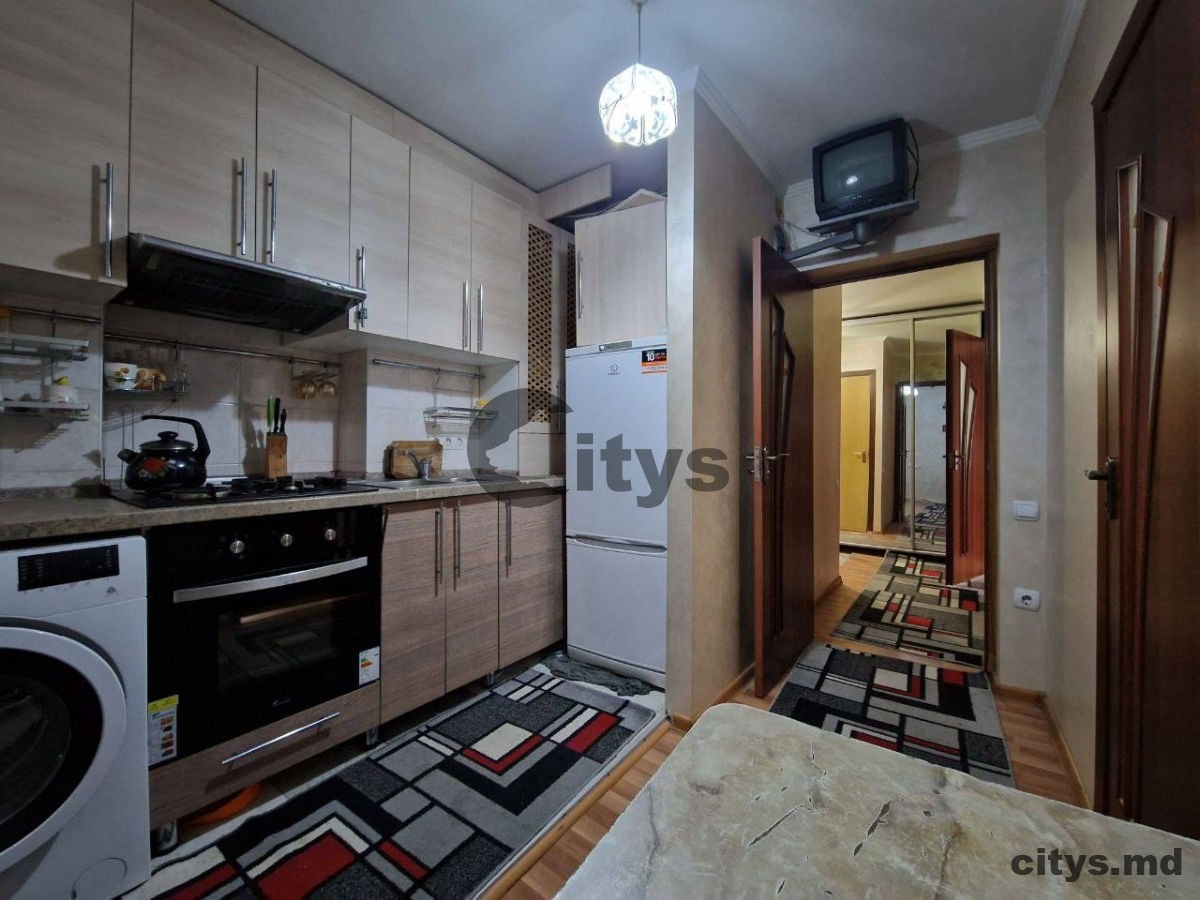 Apartament cu 2 camere, 47m², Botanica, şos. Munceşti photo 5