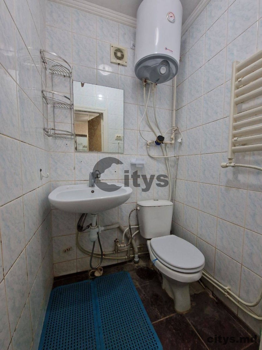 Apartament cu 2 camere, 47m², Botanica, şos. Munceşti photo 4