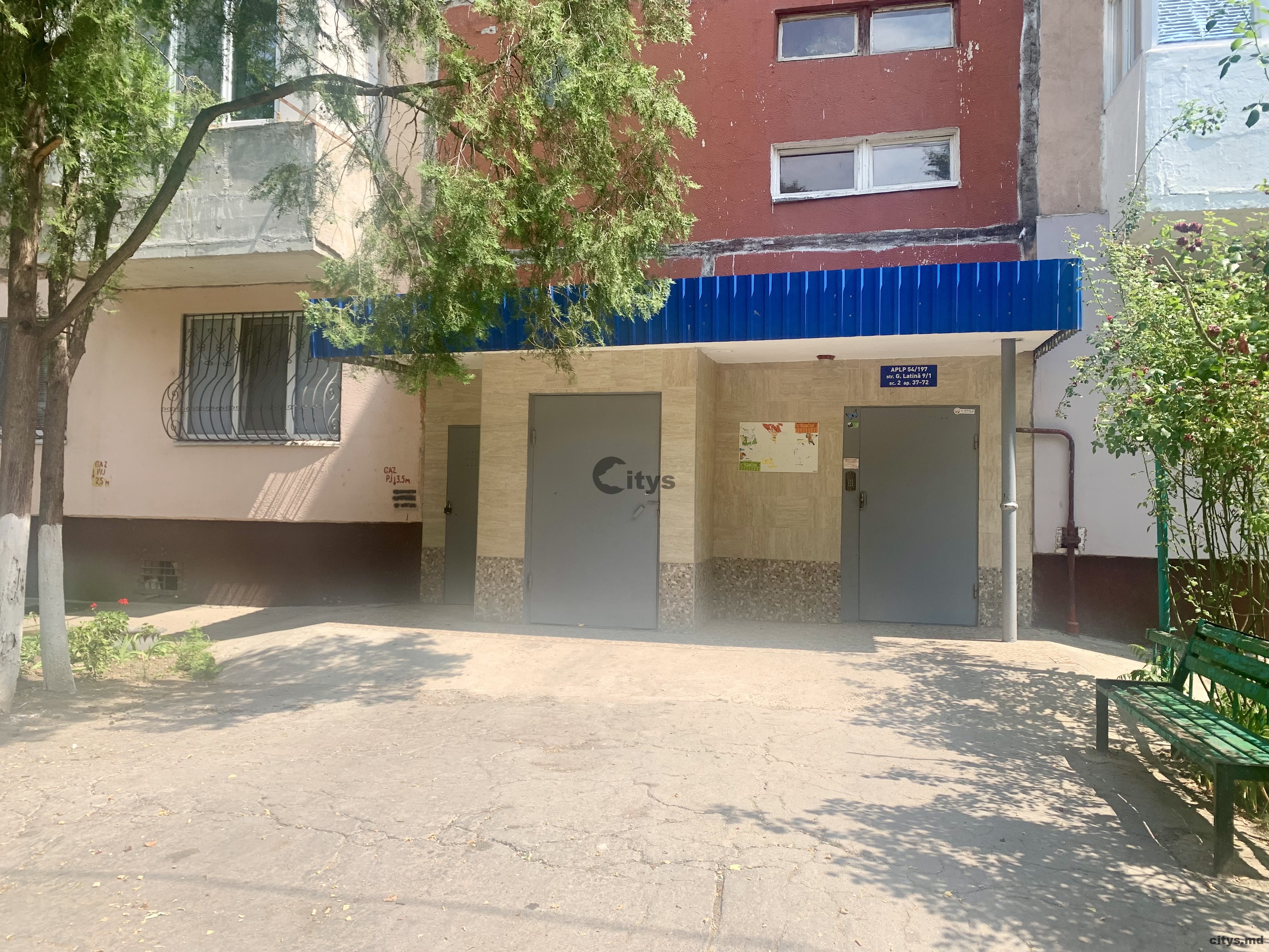 Apartament cu 2 camere, 53m², Ciocana.str.Ginta Latina photo 2 - citys.md Apartament cu 2 camere, 53m², Ciocana.str.Ginta Latina photo 1