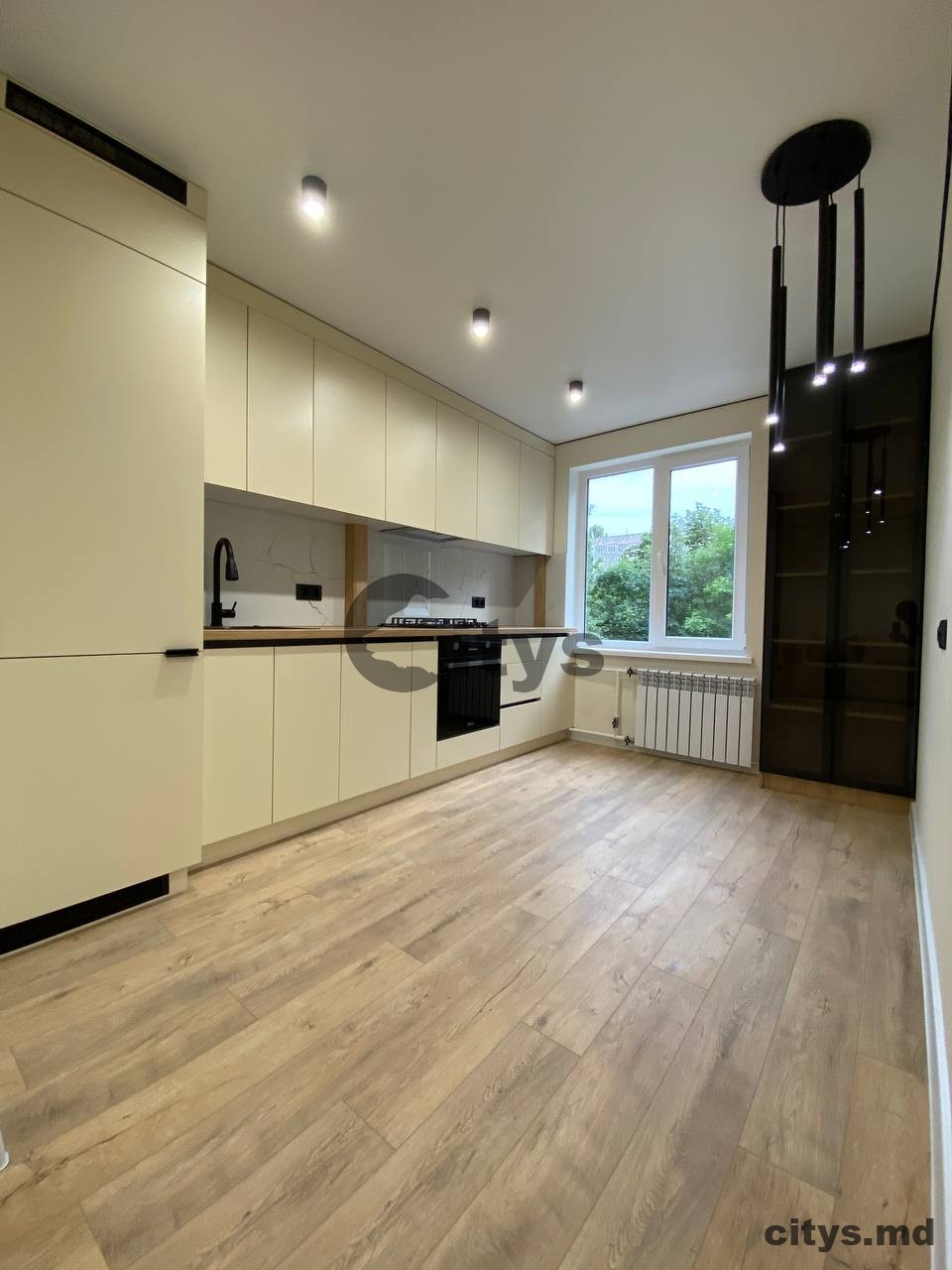 Apartament cu 3 camere, 76m², Bulevardul Dacia photo 1 - citys.md Apartament cu 3 camere, 76m², Bulevardul Dacia photo 0