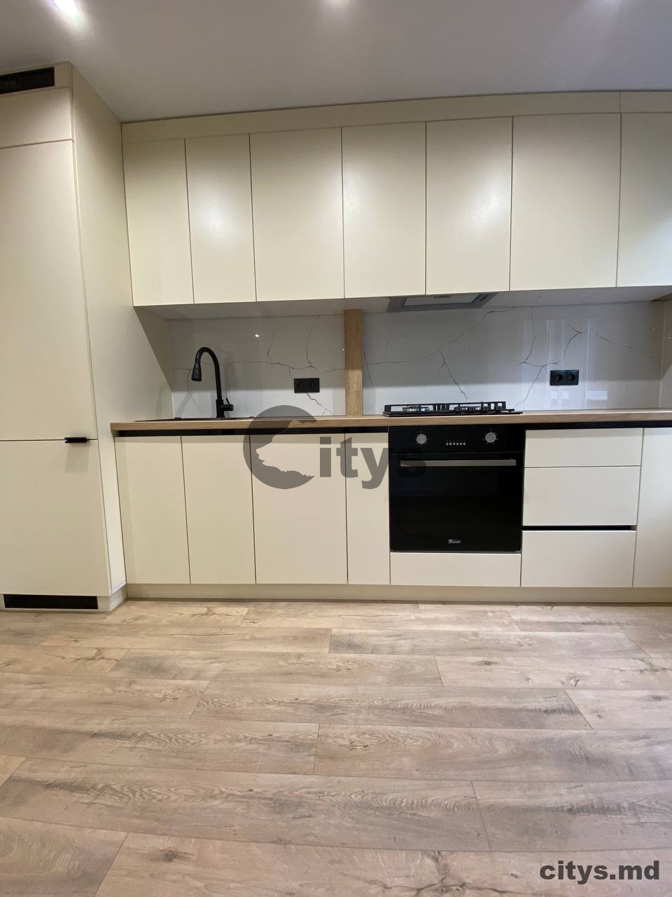 Apartament cu 3 camere, 76m², Bulevardul Dacia photo 3 - citys.md Apartament cu 3 camere, 76m², Bulevardul Dacia photo 2