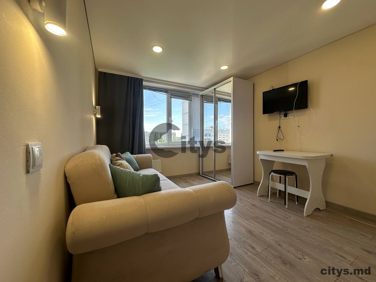 Garsonieră, 25m², Independenței photo 3