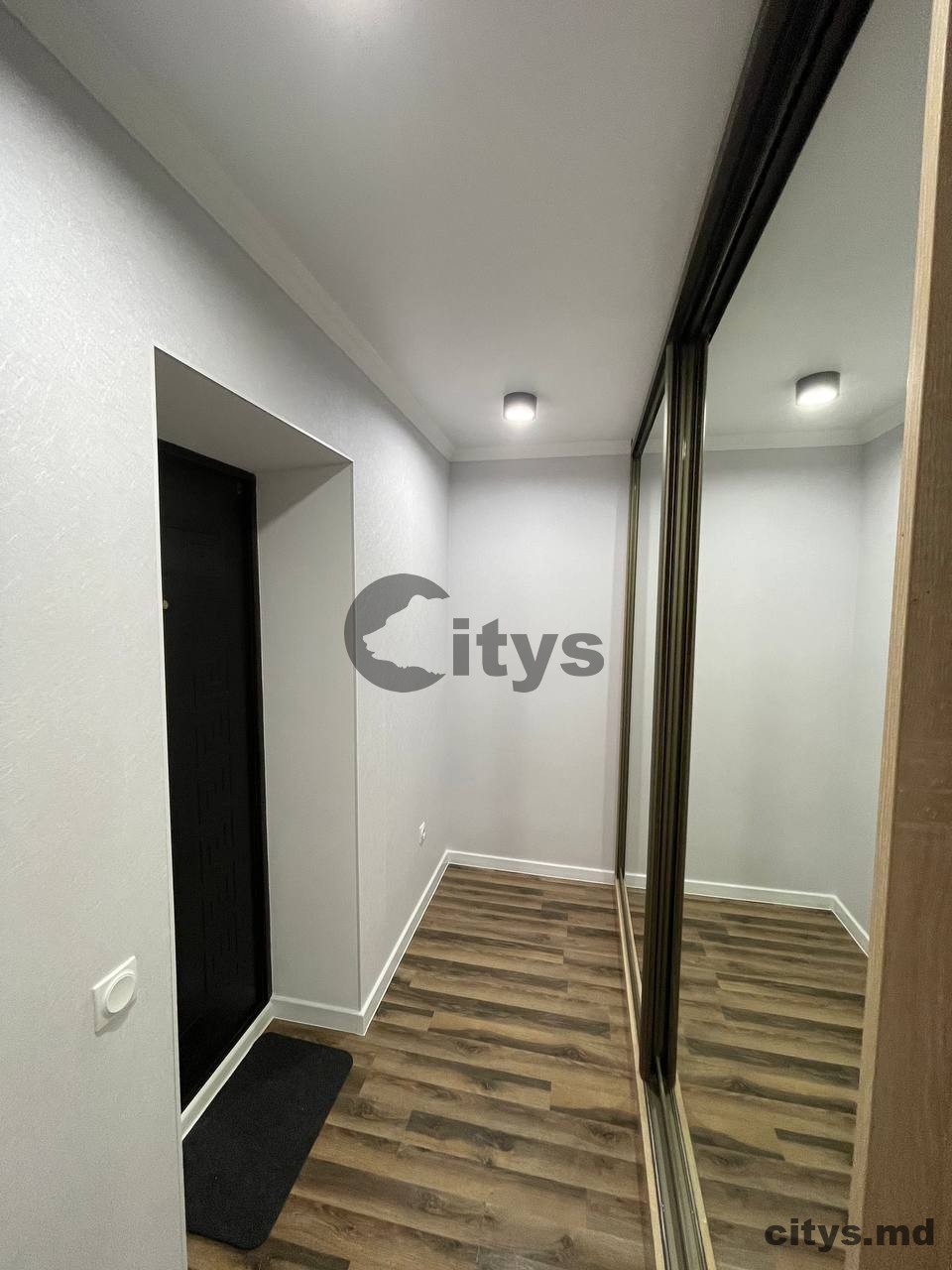 Garsonieră, 28m², str. Burebista photo 3 - citys.md Garsonieră, 28m², str. Burebista photo 2