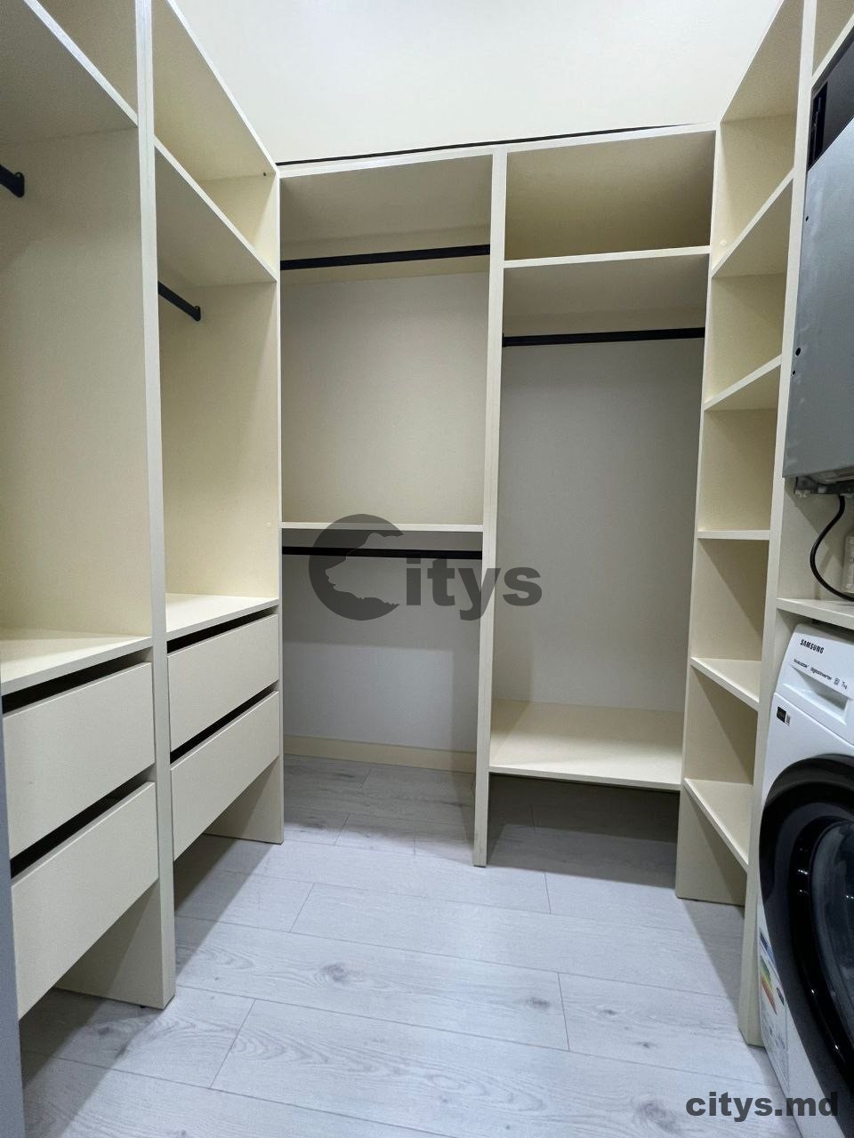 Apartament cu 3 camere, 75m², Buiucani, Vasile Lupu photo 9 - citys.md Apartament cu 3 camere, 75m², Buiucani, Vasile Lupu photo 8