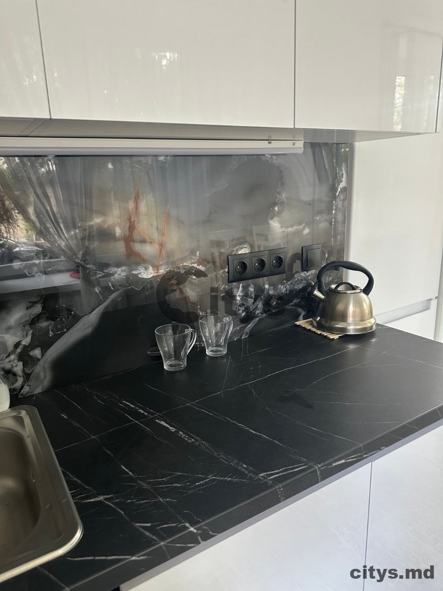 Apartament cu 2 camere, 60m², Дечебал photo 8