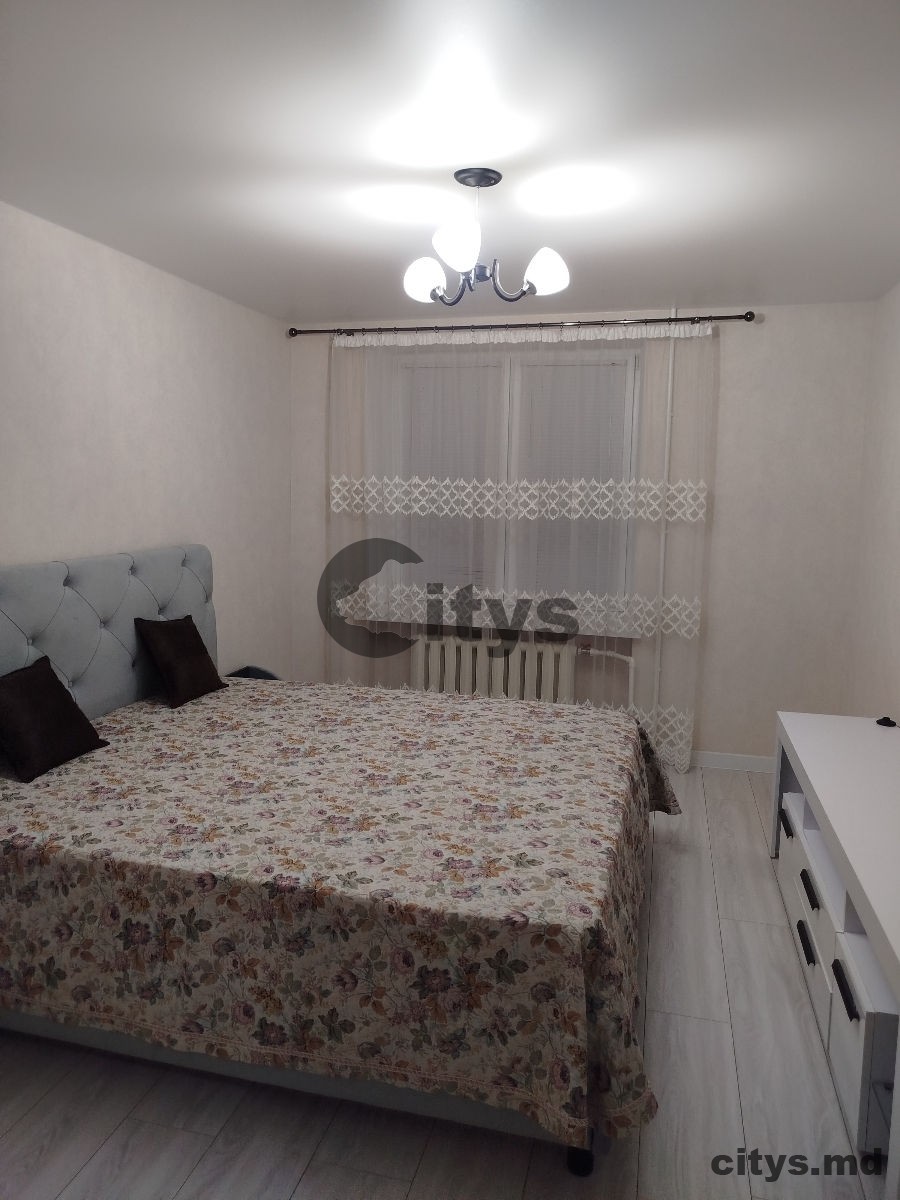 Apartament cu 2 camere, 60m², Дечебал photo 3