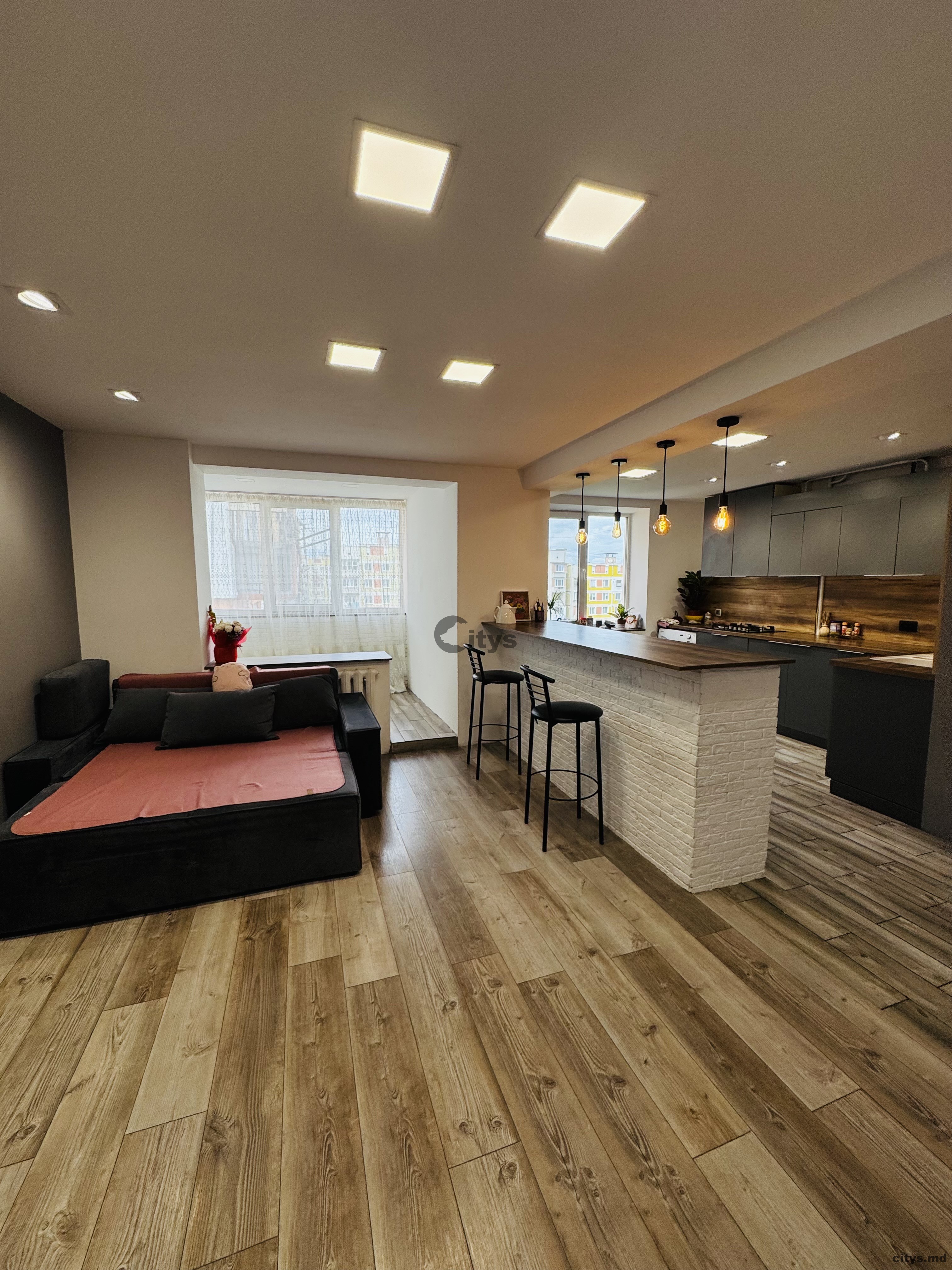 Chirie-Apartament cu 4 camere, 80m², Игорь Виеру photo 1 - citys.md Chirie-Apartament cu 4 camere, 80m², Игорь Виеру photo 0