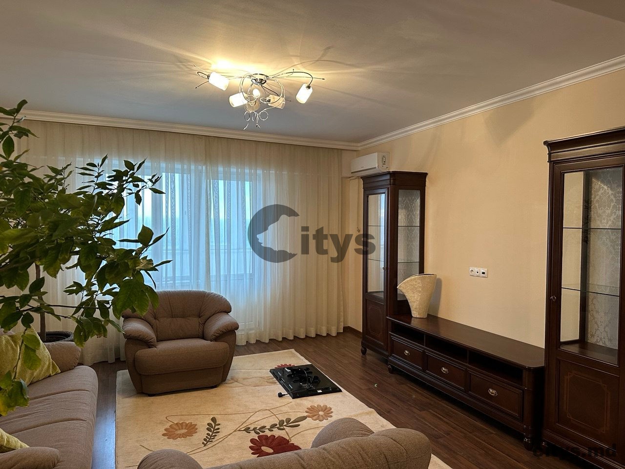 Chirie -Apartament cu 3 camere, 118m², Bogdan Voevod photo 5 - citys.md Chirie -Apartament cu 3 camere, 118m², Bogdan Voevod photo 4