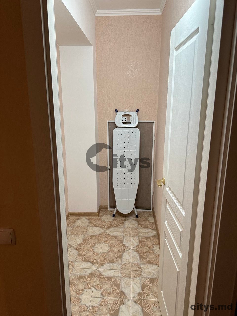 Chirie -Apartament cu 3 camere, 118m², Bogdan Voevod photo 10 - citys.md Chirie -Apartament cu 3 camere, 118m², Bogdan Voevod photo 9