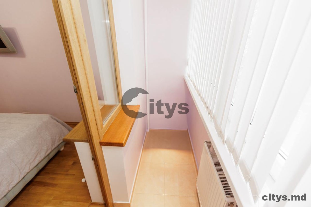 Apartament cu 3 camere, 74m², Bd. Decebal photo 4