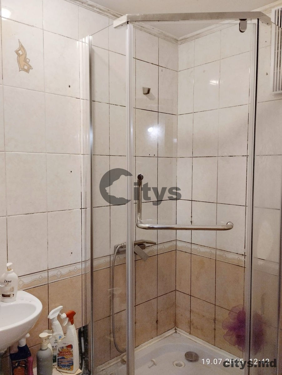 Apartament cu 2 camere, 45m², Botanica, Traian photo 2