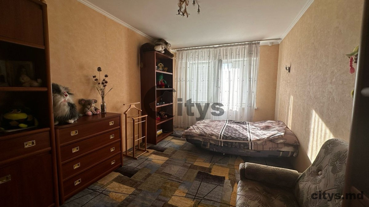 Apartament cu 3 camere, 71m², Buiucani, Onisifor Ghibu photo 1
