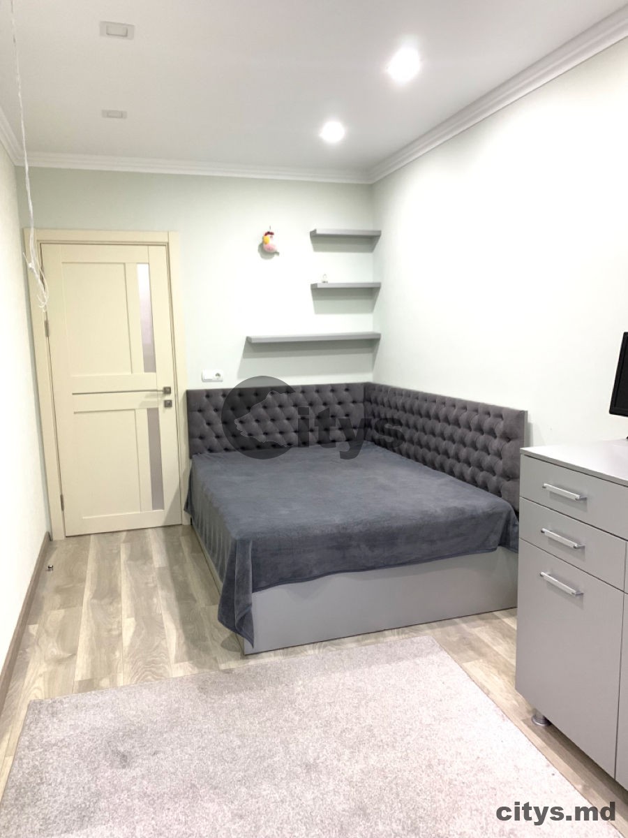 сдается-2-х комнатная квартира, 65м², центр, Alexei Sciusev photo 2 - citys.md сдается-2-х комнатная квартира, 65м², центр, Alexei Sciusev photo 1