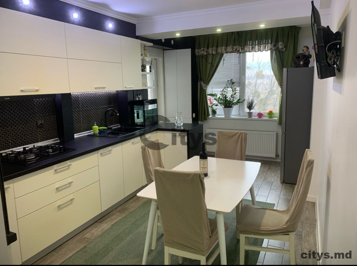 Apartament cu 2 camere, 65m², str. Nikolai Zelinski photo 1